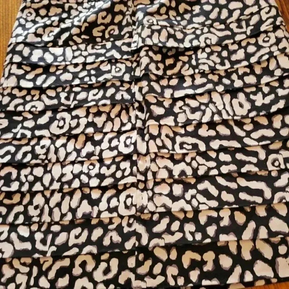Black & White Animal Print  Pencil Skirt Horizontal Pleats Med - Picture 6 of 8
